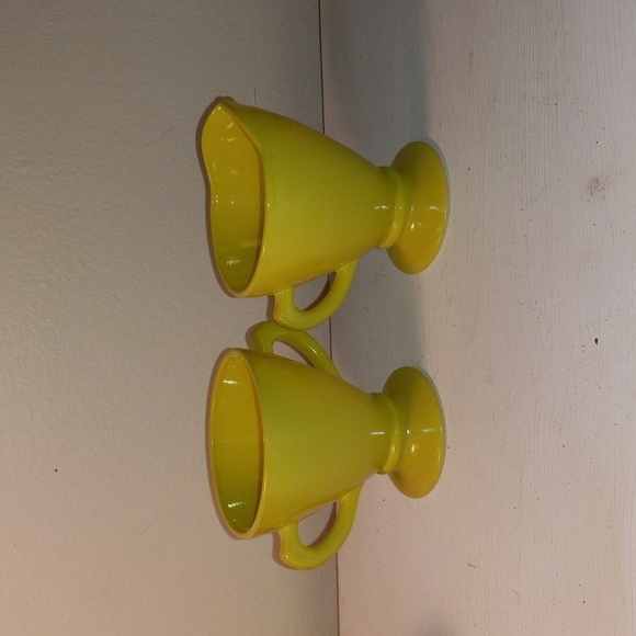 Vintage 1960s Hazel Atlas Chartreuse Ovide yellow creamer sugar set coffee bar - Picture 1 of 3